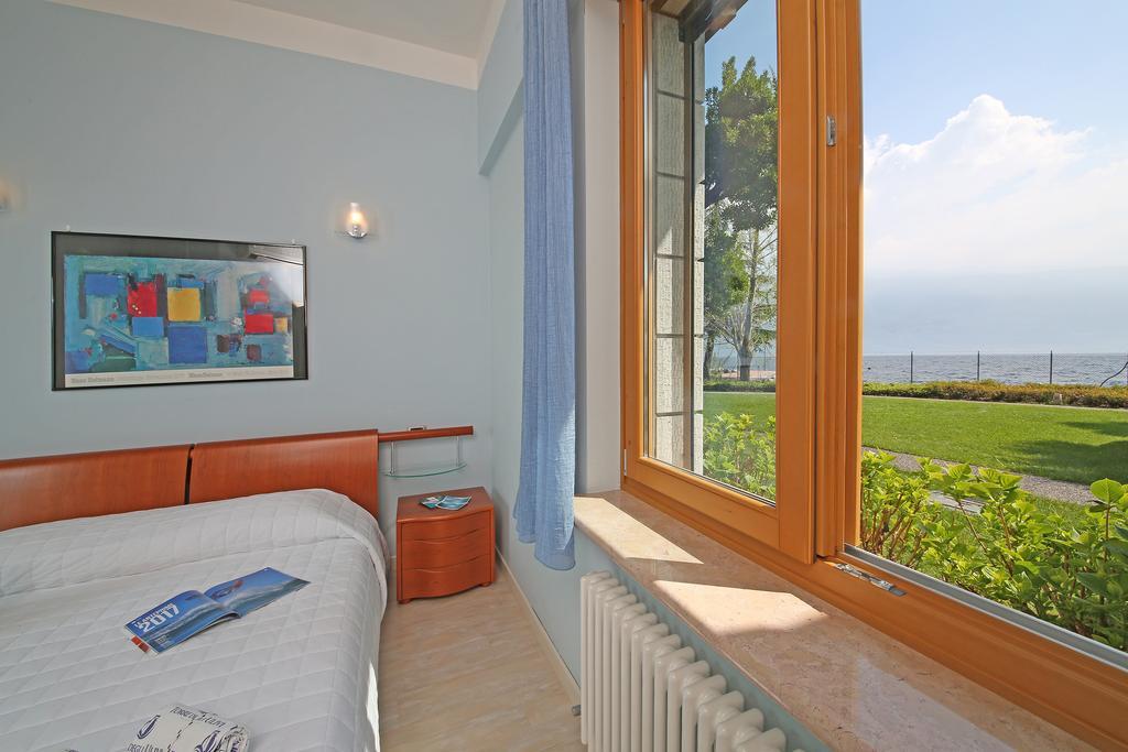 Torre Degli Ulivi Bed & Breakfast Tignale Eksteriør bilde